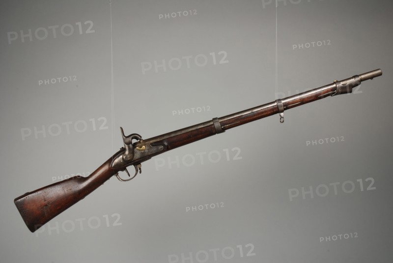 Sapper's gun M1815 or percussion gun with ramrod and bayonet, used by the boys of the Gereformeerde Weeshuis, Rotterdam, rifle