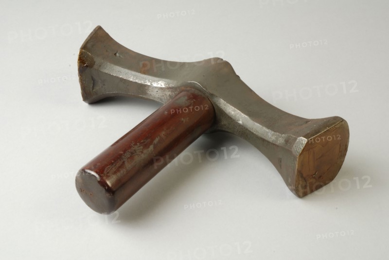 Tinker hammer, hammer from casting, hammer tool kit metal iron wood veneer, forged Hammer Short round wooden handle. Elongated