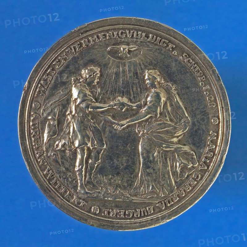 Meester "B", Medal on the marriage of Adriaen Wittert (Rotterdam 1692 - The Hague 1748) and Maria Gerarda Burgert, Amsterdam