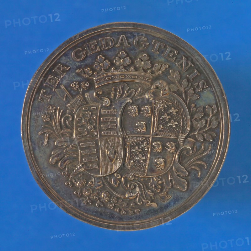 Gijsbert van Moelingen, Medal on the 25th wedding anniversary of Th. Beels and Maria van Royen, wedding medal penning footage