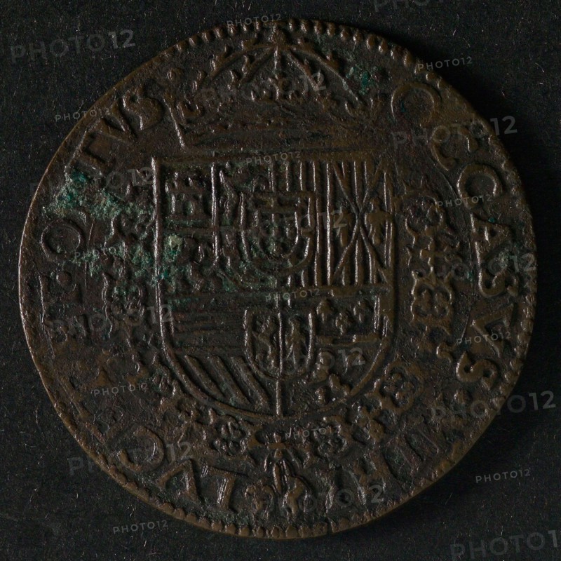 Medal on the conquest of Tournai by Parma, jeton utility medal medal exchange copper, crowned coat of arms of the Duke of Parma