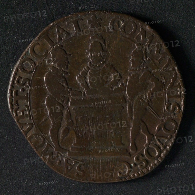 Medal on the alliance with England and France against Spain, jeton utility medal medal exchange buyer, warriors around altar