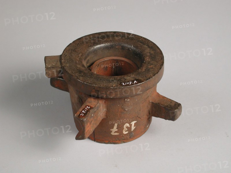 Four-piece bronze mold for cup, cast molding tool tools base metal bronze, cast turned Four-piece bronze mold for pouring cup