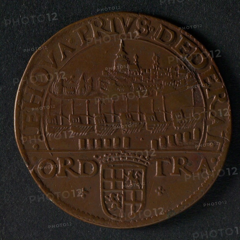 Medal on the surrender of Ostend, jeton utility medal medal exchange buyer, view of city Sluis in cut-off weapon region Utrecht