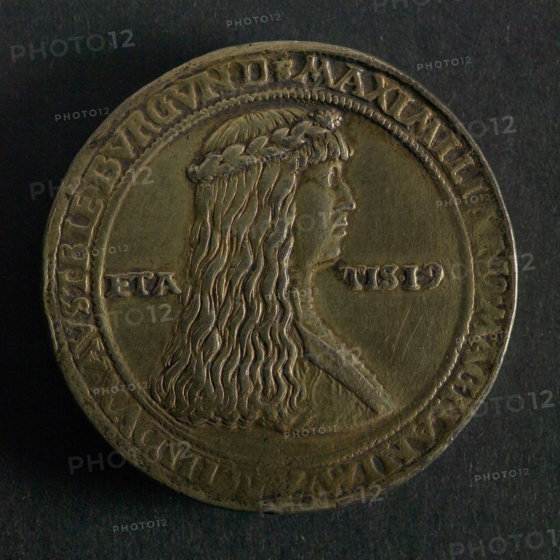 Ulrich Ursentaler, Medal on the marriage of Maximilian of Austria and Mary of Burgundy, wedding medal medal image brass brass