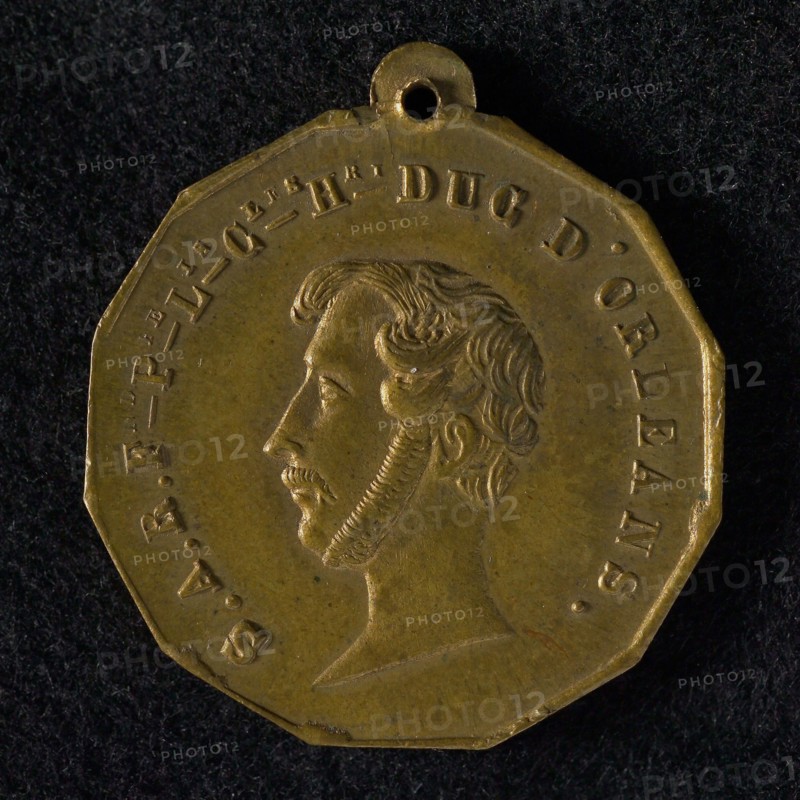 Twelve-corner bearer medal at Ferdinand, Duke of Orleans, bearer penny identification bearer bronze, Portrait of the duke