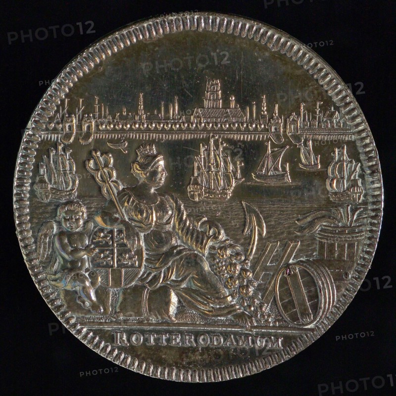 Jacob van Dishoeck, Medal with city virgin and city weapon of Rotterdam, tooling medal penning identification carrier silver