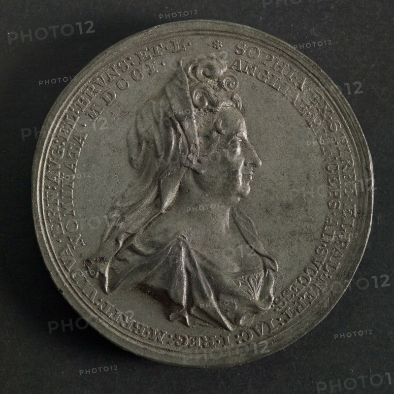 Samuel Lambelet, Medal on the succession of the House Hanover in England, medallion metal lead metal, bust Mathilde Plantagenet