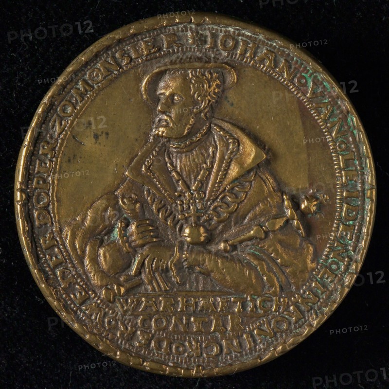 Medal on Jan van Leiden, penning footage copper, bust Jan van Leiden, IOHAN. FROM. LEIDEN EIN KONINCK OF THE WEDERDOPER