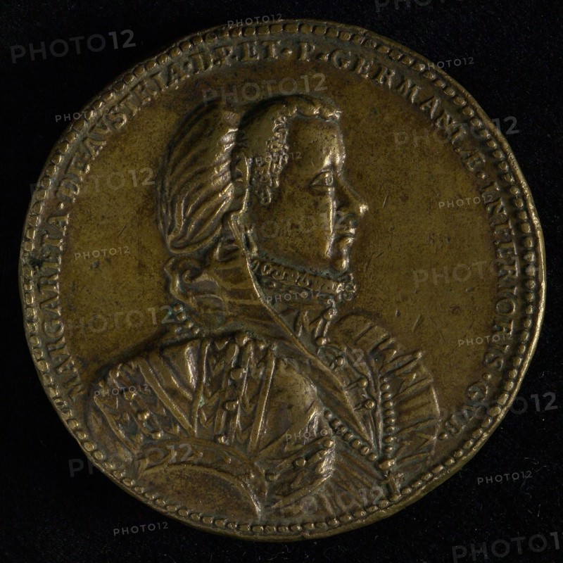 Medal on the resignation of Margaret of Austria as Stadtholder of the Netherlands, penning footage copper, portrait of Margaret