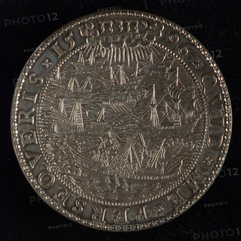 Medal on the Triple alliance and the foiling of Spanish attacks, penning visual material silver, ships at sea