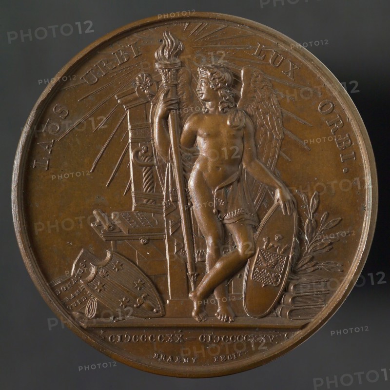 Braemt, Medal on the Fourth Centenary of the Invention of Printing, penning footage bronze, winged genius leans with raised