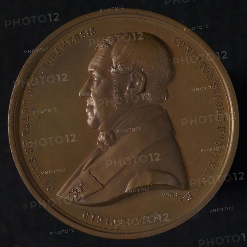 's Rijks Munt, Medal in honor of Peter de Raadt at the 35th anniversary of the Kostschool Noorthey in Voorschoten, medallion