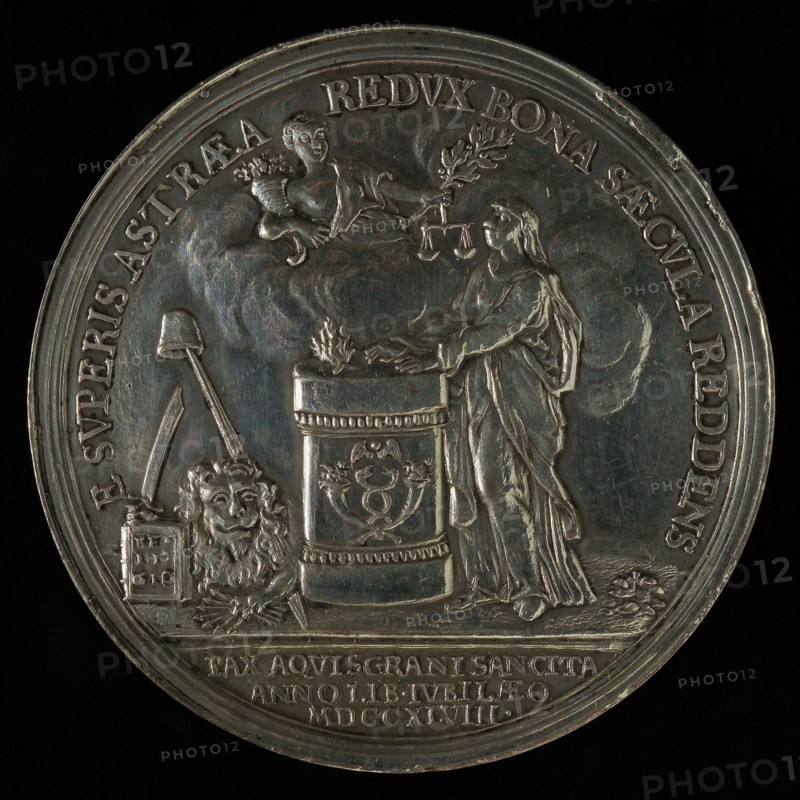M. Holtzhey, Medal on the preliminary and the Peace of Aachen, penning footage silver, female figure at burning altar; Dutch