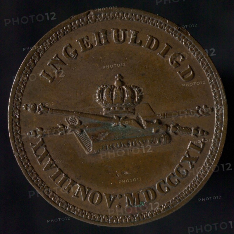 Medal on the inauguration of King Willem II in Amsterdam, medallions bronze bronze 2,3, only text, WILLEM II KING