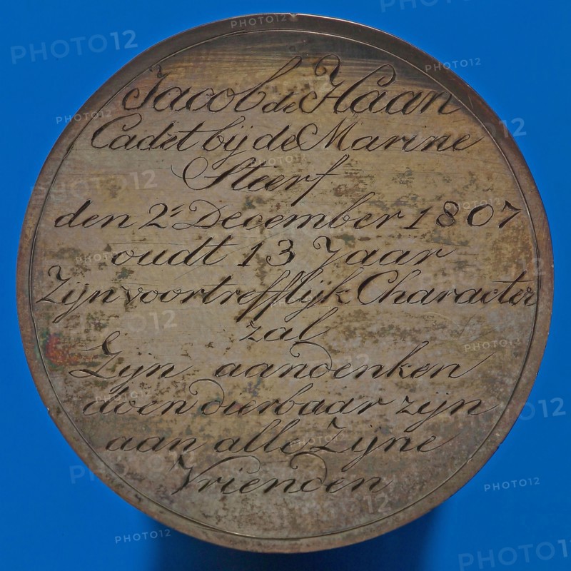 Medal on the death of Jacob de Haan, cadet with the Dutch Navy, died at the age of 13 in 1806, death certificate medal silver