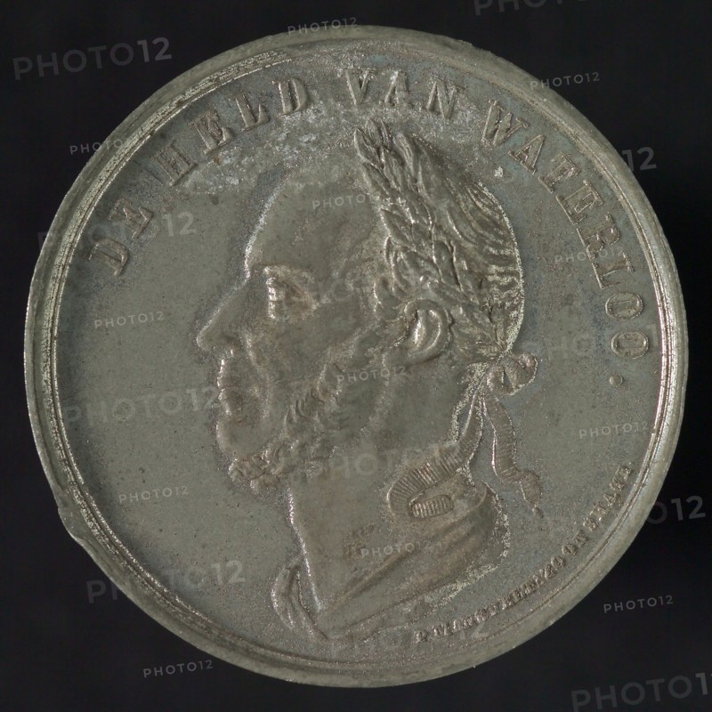 P. Mansvelt en Zoon, Medal for the 50th anniversary of the Battle of Waterloo, penny visual material tin, F: portrait of King