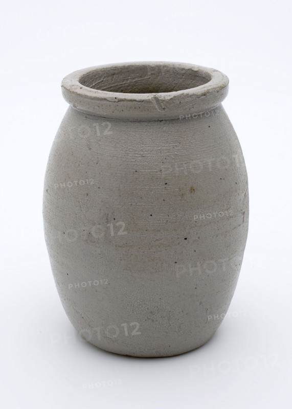 Gray mustard jar with profiled upper edge, mustard pot pot holder soil find ceramic stoneware glaze salt glaze, rotated Oval