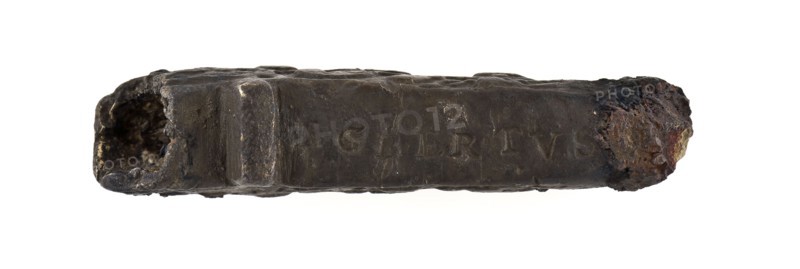 Mesheft with ornament and initials embossed, handle knife cutlery soil find copper brass metal, poured beaten Copper blade