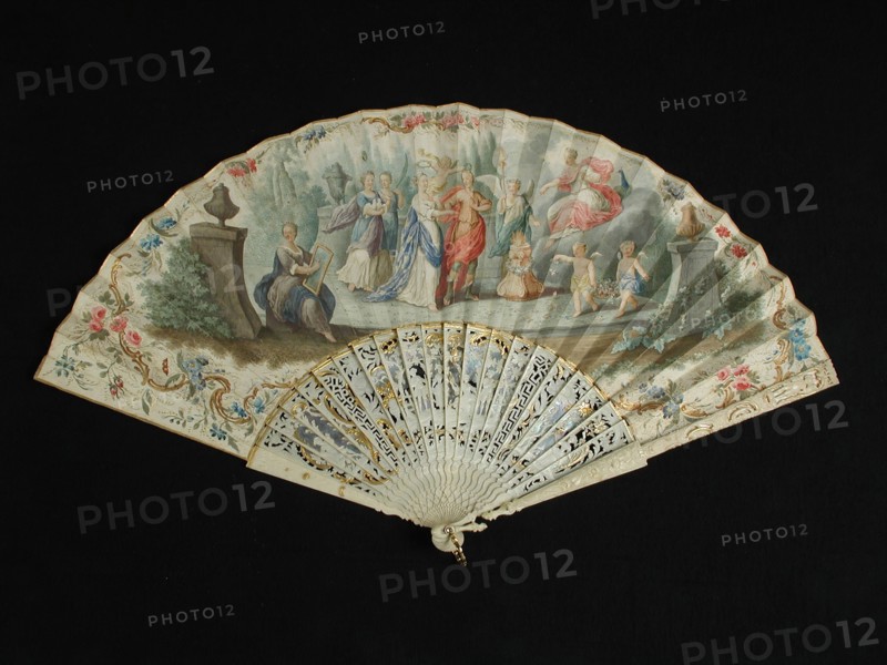 Folding fan, motif of carved and painted ivory, multicolored painted leaves with classic representation Venus, folding fan range