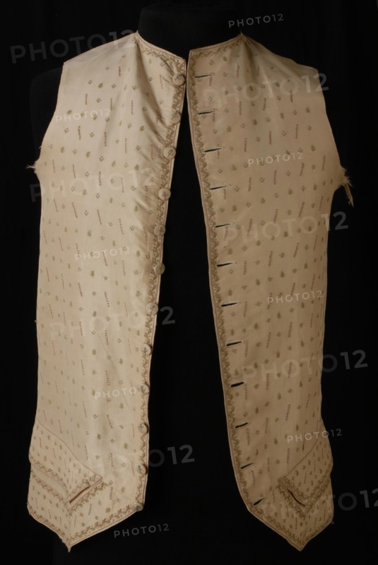 Men's vest made of champagne-colored silk with tambourer work, vest outerwear men's clothing silk linen shoulder w 32,0, waist w