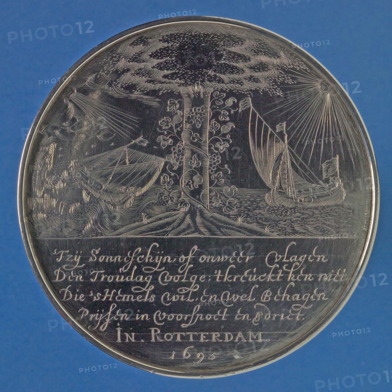 Medal at the 25th wedding anniversary of Maria Appeldoorn and Pieter Cornelisz Jonckheer, wedding penny medal silver, engraved