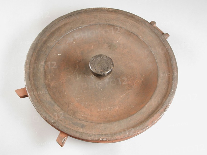 Dirck Messchaert II, Two-piece bronze mold for plate and initials, mold casting tool tools equipment base metal bronze, and year