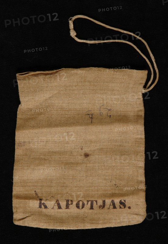 Small rectangular button pocket in coarse linen with print KAPOTJAS, button pocket bag holder linen ink, cord) textile