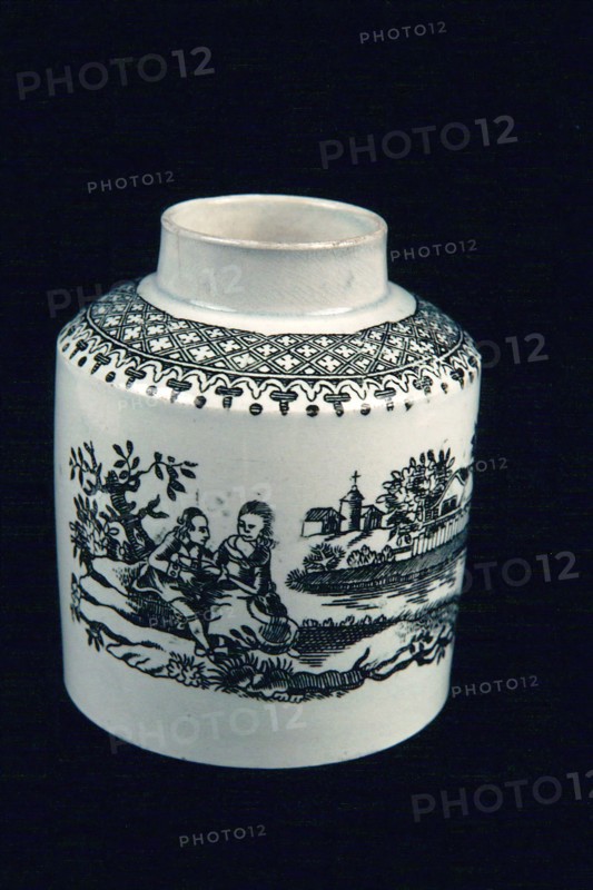 Sadler and Green, White tea caddy with in gray man and woman in landscape and two bulls, tea caddy holder ceramic earthenware