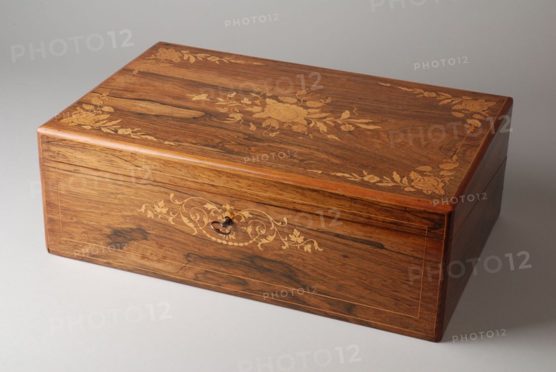 Wooden writing box with flower decoration, inside writing surface, storage compartments and two ink bottles, writing box box