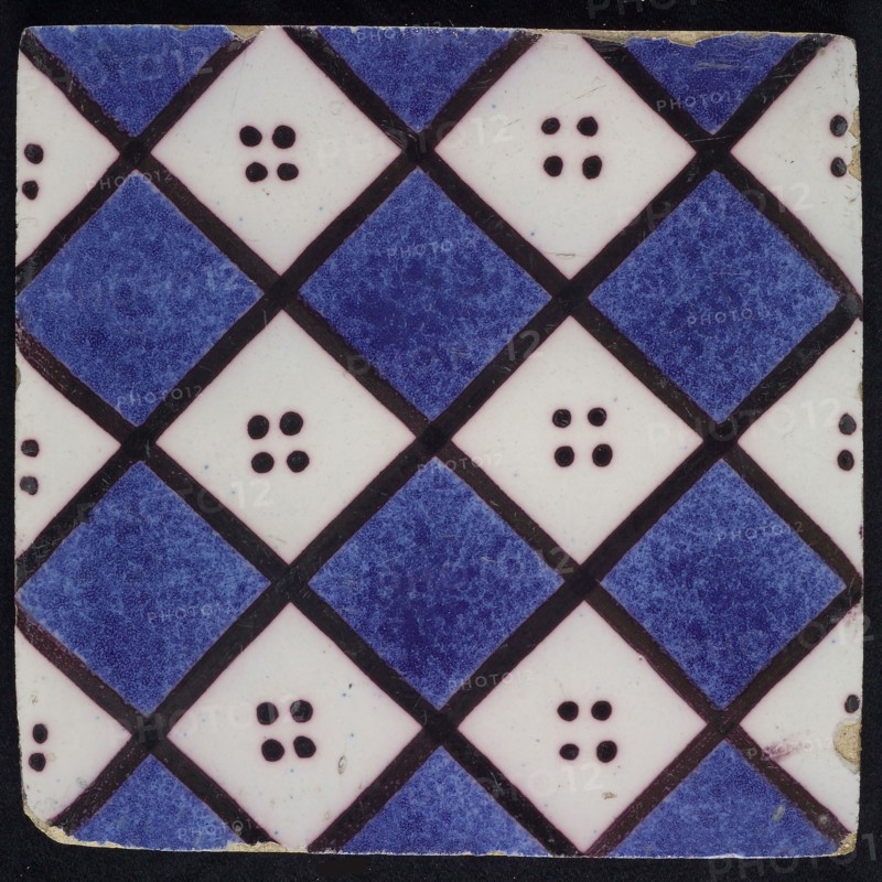 F.J. Kleyn, Ornament tile with checkerplate motif, wall tile tile sculpture ceramic earthenware glaze, baked 2x painted glazed