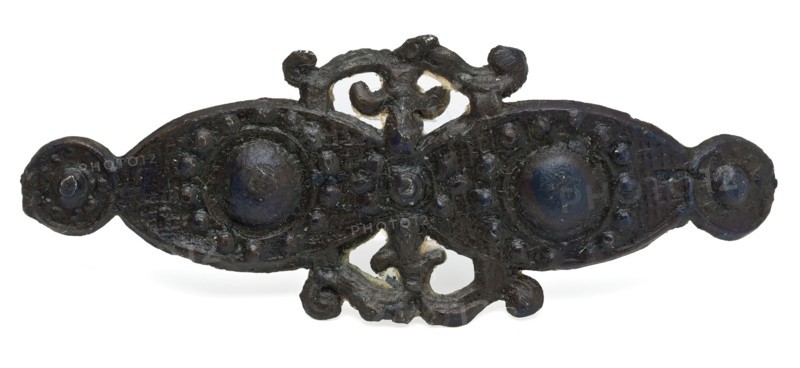 Pewter ornamental brooch, elongated two ovals with ball in the middle, brooch? ornamental pin jewelry clothing accessory