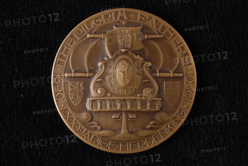 N.V. Ateliers voor edelsmeed- en penningkunst v.h. "Koninklijke Begeer", Bronze medal to commemorate the Pilgrim fathers