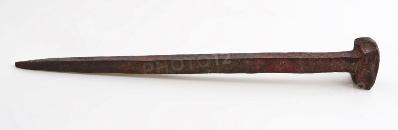 Wrought iron nail Laurenskerk, nail foundations iron, grams Iron nail with flat head archeology construction Laurenskerk City