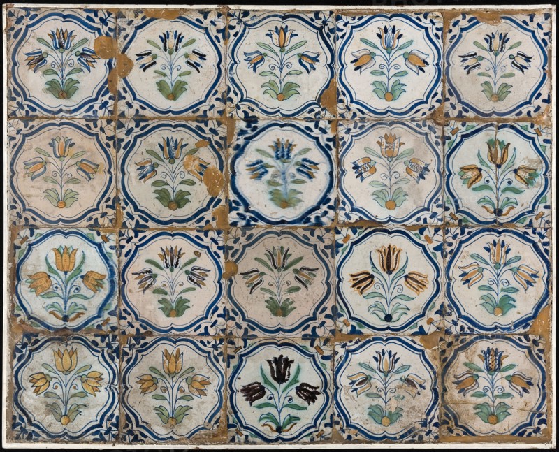 Tile field, four tall, five broad, tulip-like flowers, corner motif, wing-leaf, tile field wall tile tile sculpture ceramic