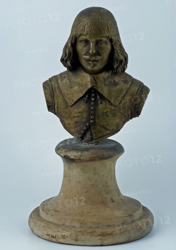 Bust of man, probably admiral, on marble pedestal, bust sculpture footage foundations copper marble stone metal, archeology