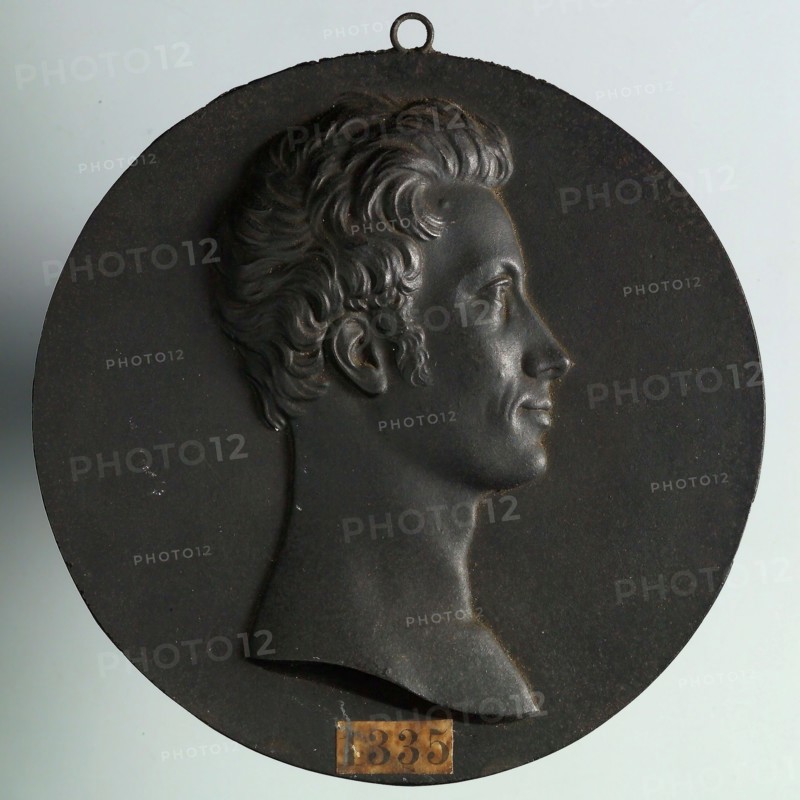 Leonard Posch (?), Black stained round metal medal plate of Prince of Orange, King William II, Plaque medal plate metal, cast