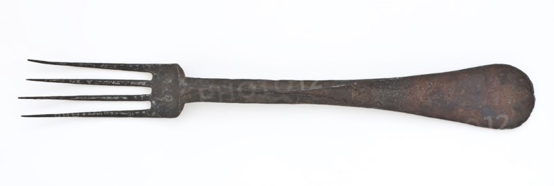 Wrought-iron fork, cutlery fork soil find wrought iron, hand-forged sawn Wrought iron iron fork with four tines triangular