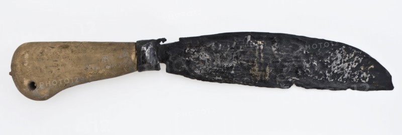 Wrought iron knife with wooden handle, knife cutlery soil find wrought iron wood, hand-forged cut drilled Wrought iron iron