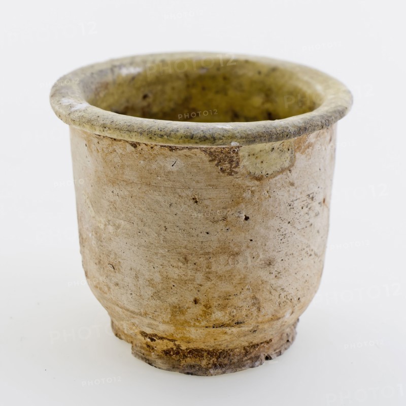 Pottery ointment jar, white shard, internally glazed yellow, ointment jar holder soil find ceramic earthenware glaze lead glaze