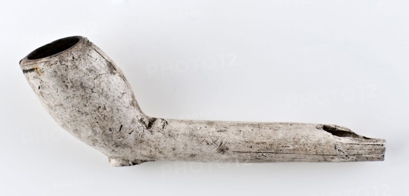 White clay pipe, unnoticed, with smooth handle, clay pipe smoking equipment smoke floor pottery ceramics pottery, pressed
