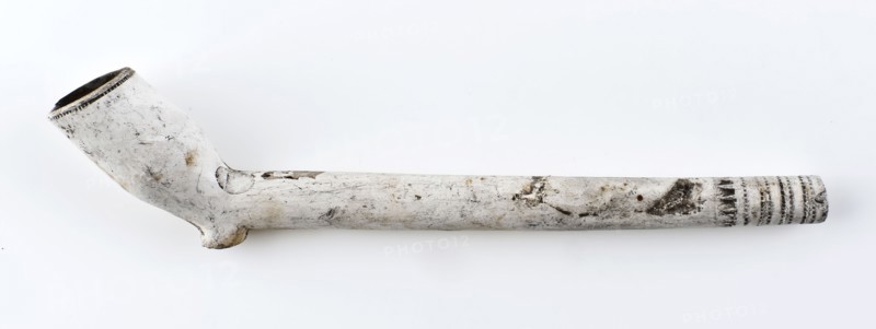 White clay pipe, marked, with decorated handle, clay pipe smoking equipment smoke floor pottery ceramic pottery, pressed