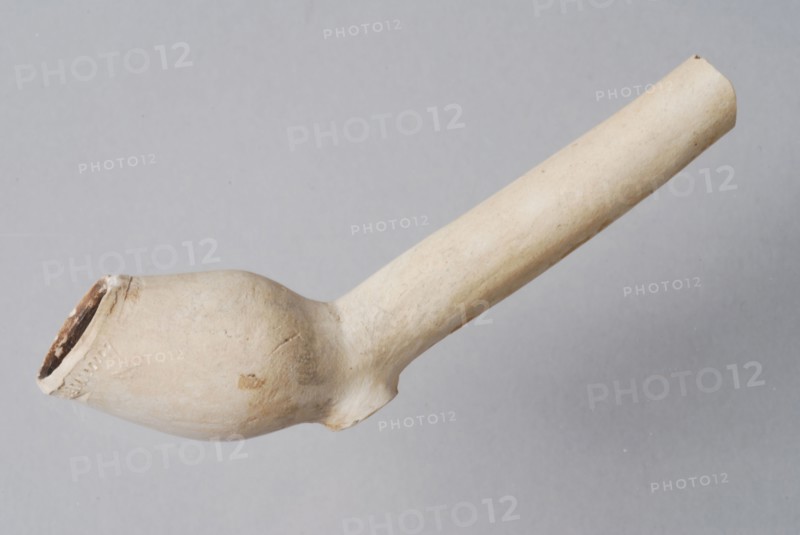 Hendrick Jansz., Clay pipe from the waste from Rotterdam pipe making, clay pipe smoking equipment smoke floor pottery ceramics