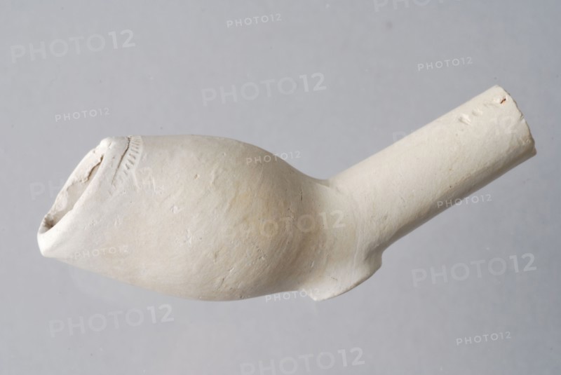 Hendrick Jansz., Clay pipe, unnoticed, from the waste from Rotterdam pipe making, clay pipe smoking equipment smoking ground