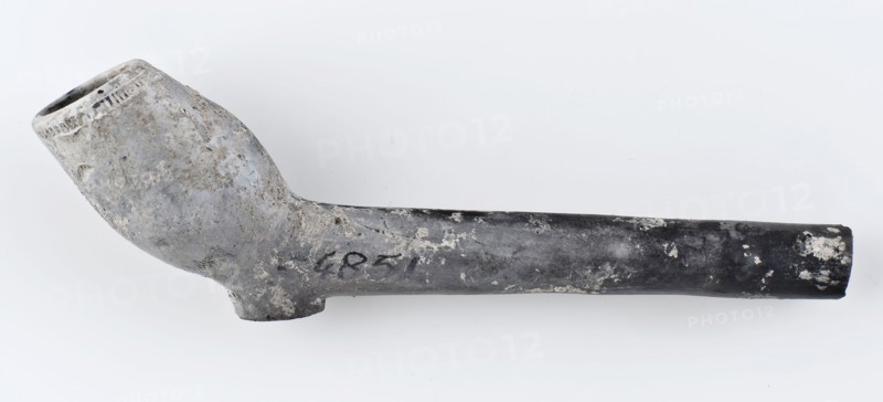 Clay pipe, marked, with smooth handle, clay pipe smoking equipment smoke floor earthenware ceramics pottery, pressed finished