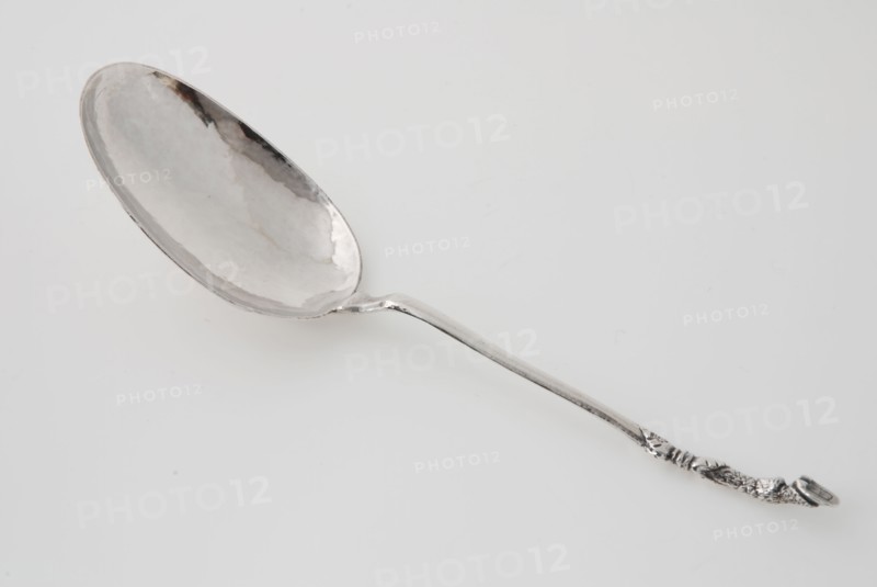 Bokkenpootlepel, goat's spoon spoon cutlery silver, forged cast Oval bake three-sided handle with end of goat's tail rat tail