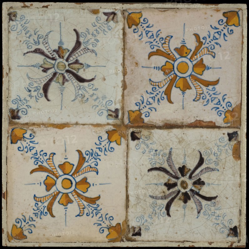 Tile field, four ornament tiles, central decor without frame along two diagonals, with orange, blue and purple on white, tiled