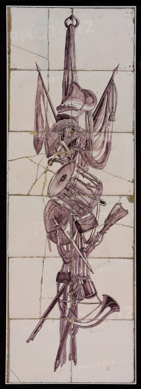 Purple tile tableau, armored trophy with banners, drum, rifle and horn, tile picture material ceramic earthenware glaze metal