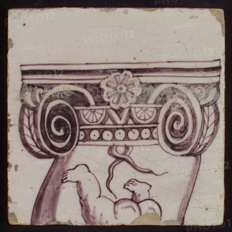 Tile of purple pilaster with twisted column around which branch of leaves, bunches of grapes and angels, tile pilaster footage