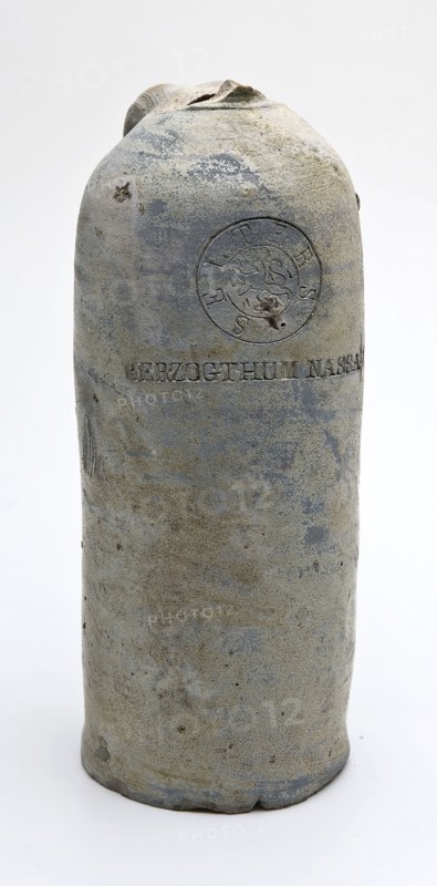 Stoneware mineral water pitcher, cylindrical with round shoulder, sausage ear and short neck, mineral water pitcher jar product